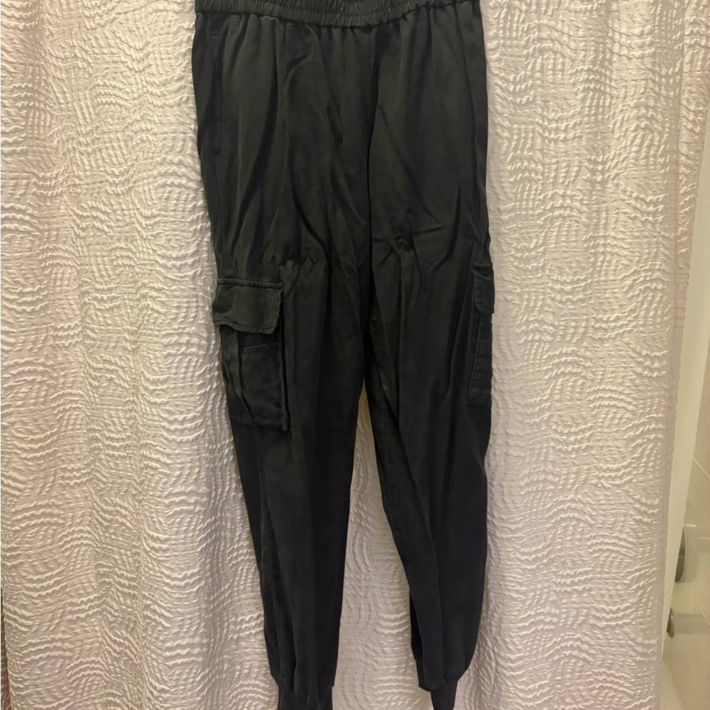 Alice and Olivia Black Cargo Jogger Pants